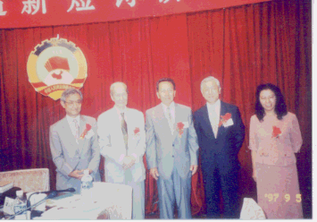 5nin.gif (55066 �o�C�g)